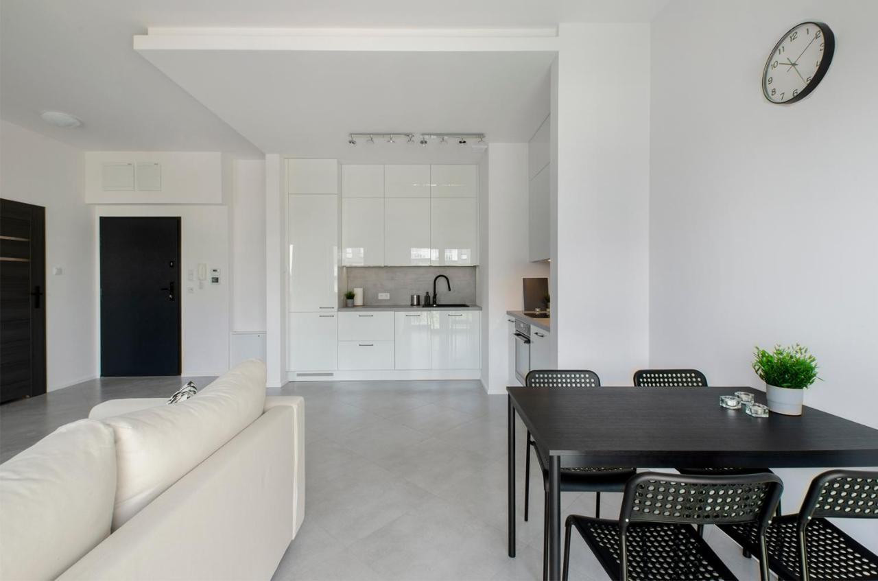 Goldaparts Manufaktura Premium Apartamento Łódź Exterior foto