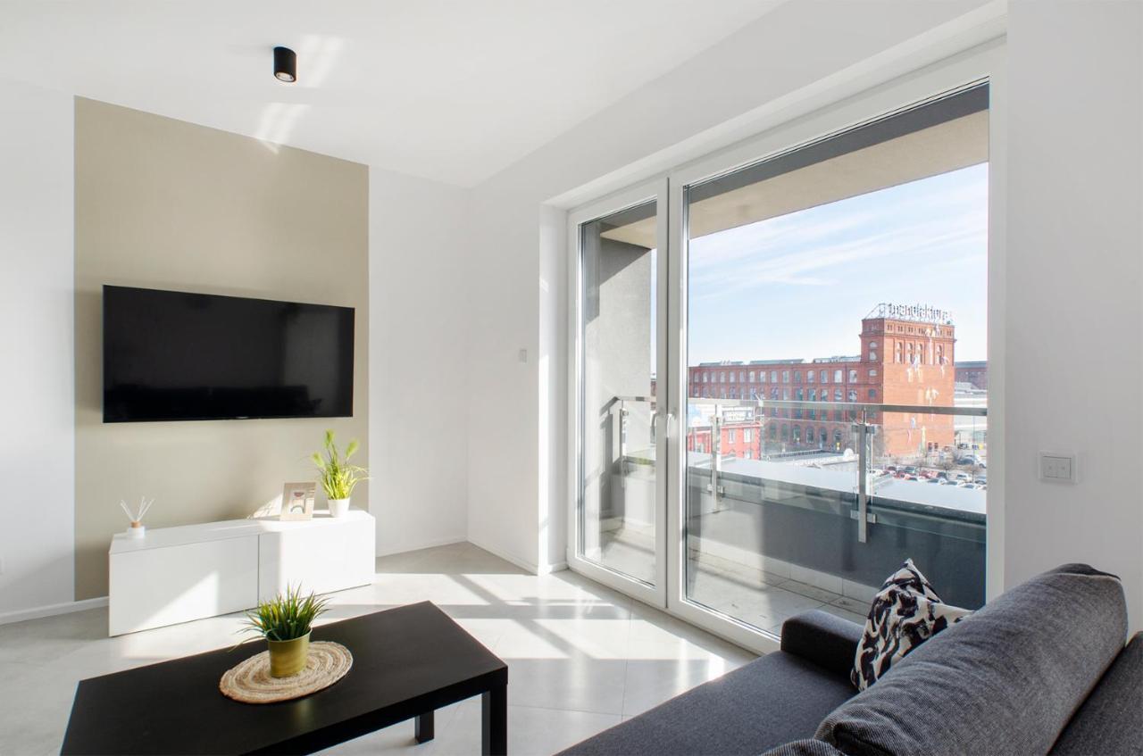 Goldaparts Manufaktura Premium Apartamento Łódź Exterior foto